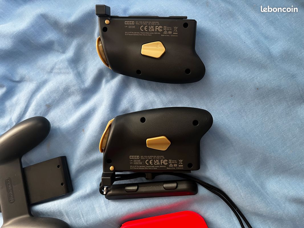 Nintendo Switch avec manette taille réel (image 4)