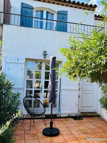 Petit mas mitoyen Saint Tropez