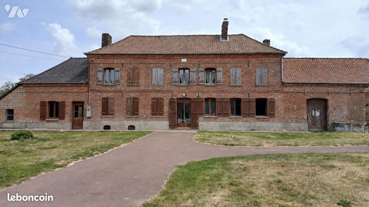 Maison 8 pièces 162 m² · à Aumâtre · 162 m² · 204 450 €