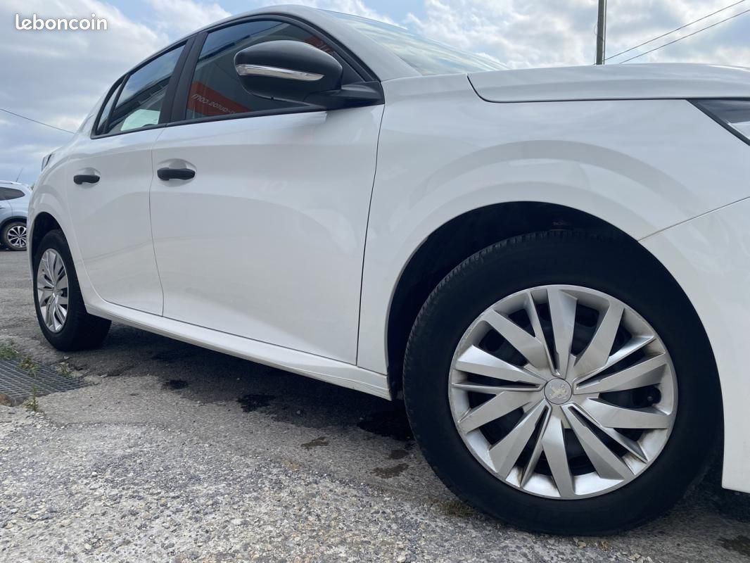 Peugeot 208 1.2 PURETECH 75CH S&S ACTIVE (image 7)
