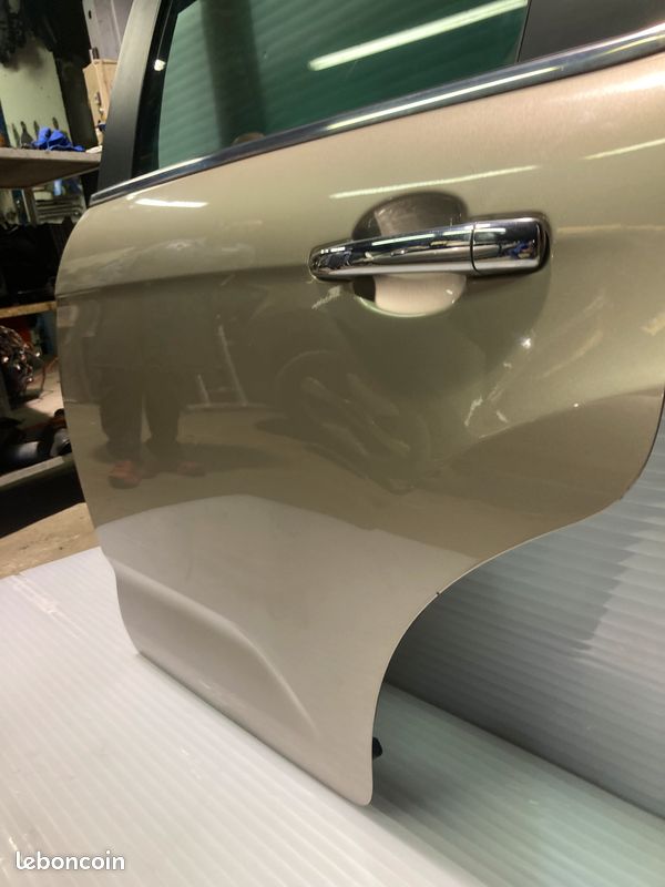 Portière Arrière Gauche Pour Citroën C5 II Berline - Code Couleur KGNC, Occasion