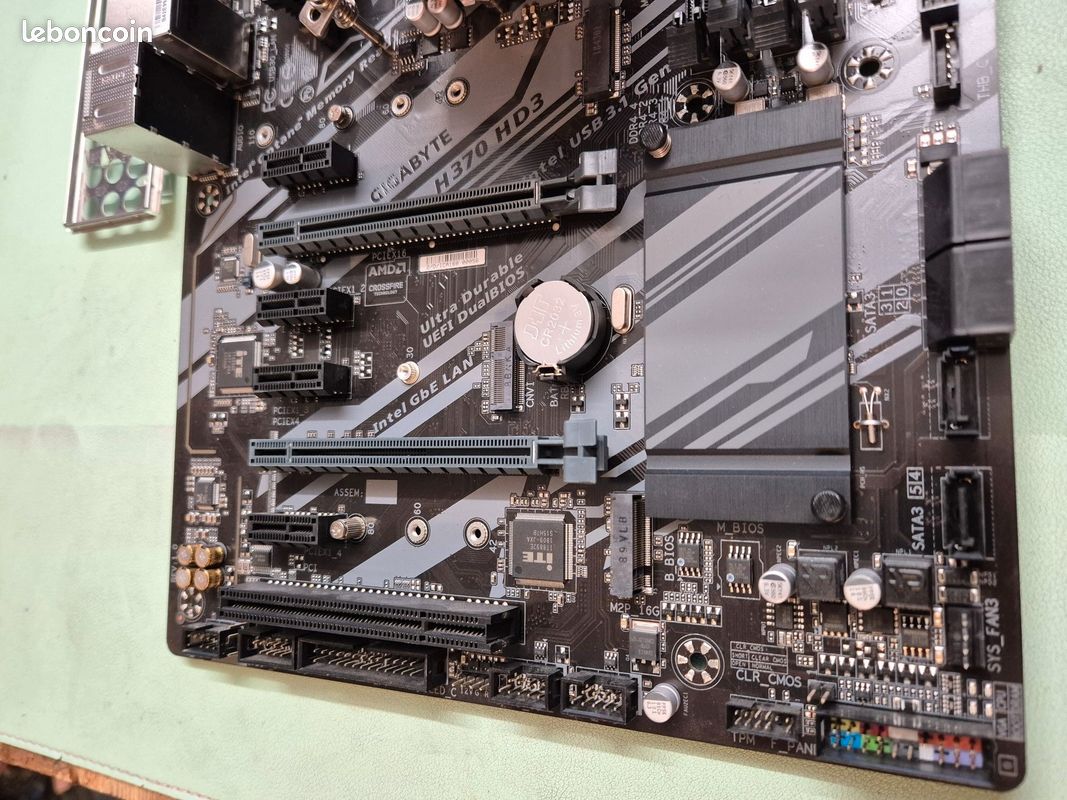 Carte mère HP 255 G1 de 2013 avec son ventirad - test OK