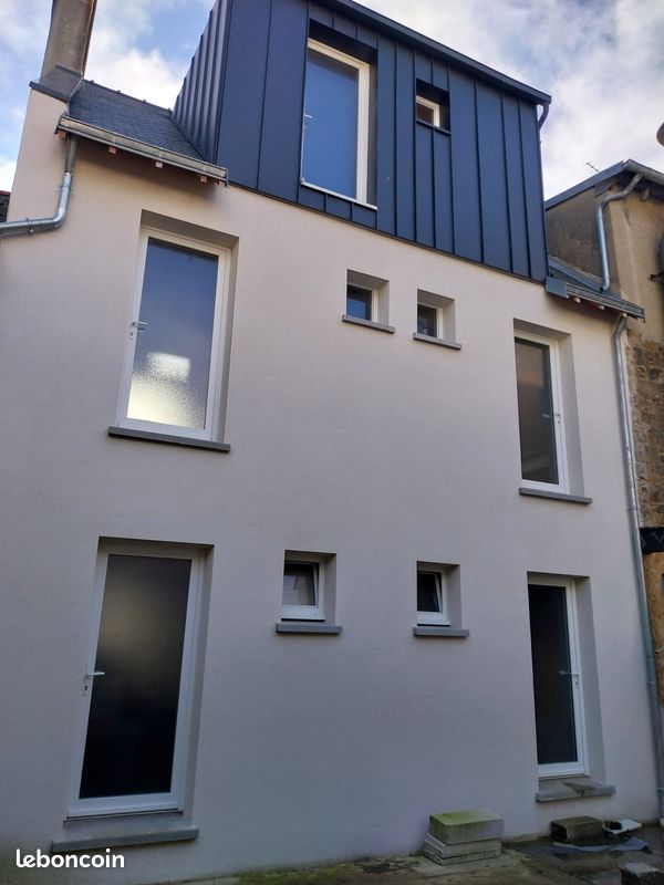 Immeuble 10 pièces 201 m² · à Saint-Brieuc · 201 m² · 180 000 €