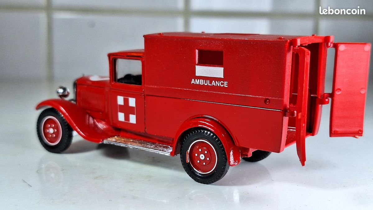 Berliet - GBO VMR 130 Sides Pompiers - Modèle Presse - 1/43 - Autos Miniatures