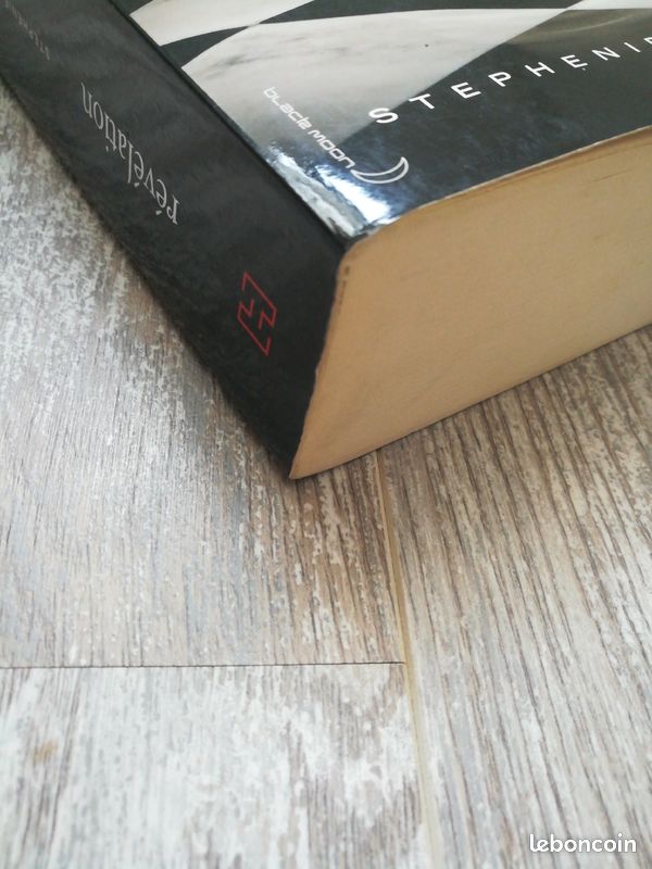 Livre roman Révélation de Stéphanie meyer tome 4 (image 11)
