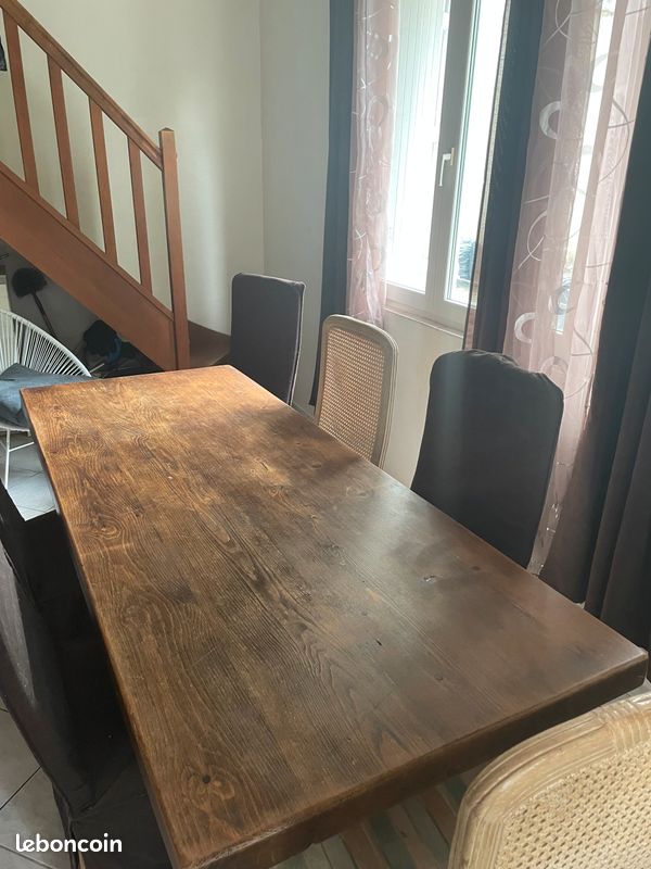 Table en chêne massif (image 2)