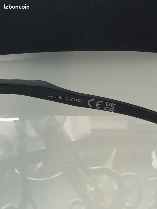 Lunettes Solaires Sport neuves (image 4)