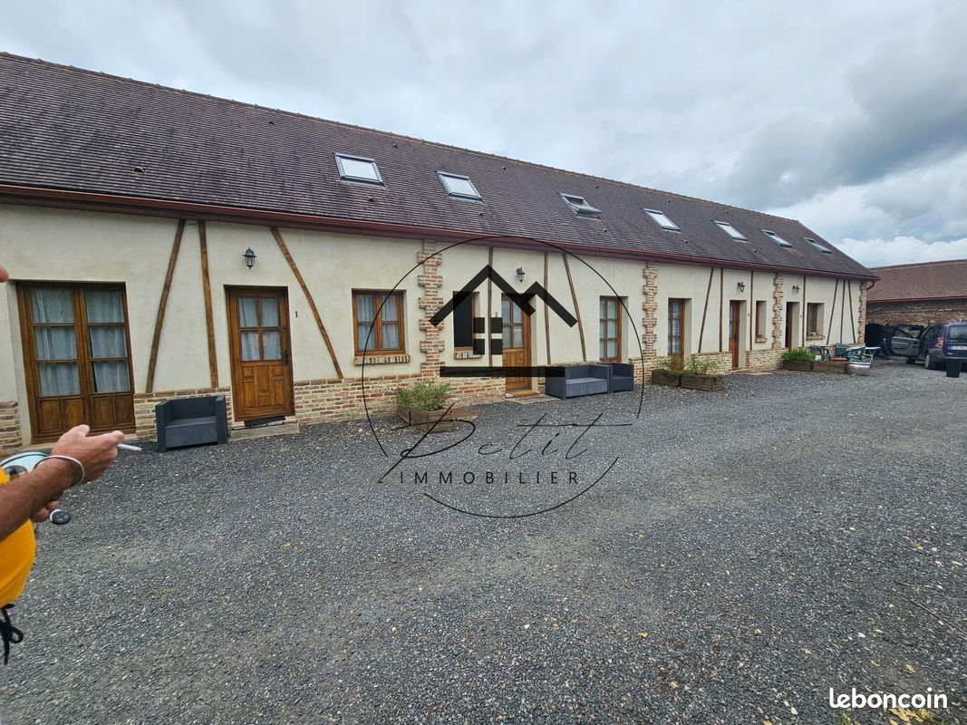 Maison 18 pièces 342 m² · à Villers-Saint-Barthélemy · 342 m² · 610 000 €