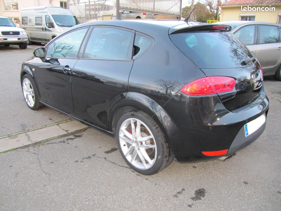 Seat LEON 2.0 TSI 240CH CUPRA (image 4)