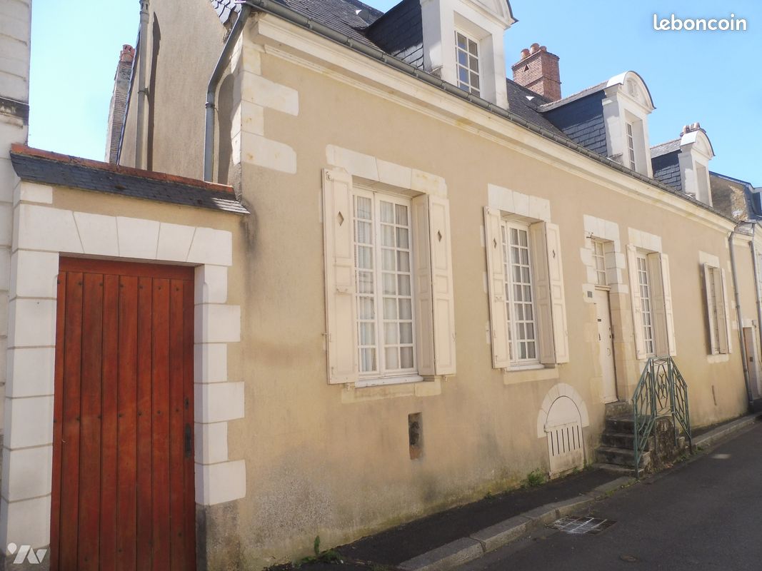 Maison 7 pièces 143 m² · à Baugé-en-Anjou · 143 m² · 195 000 €