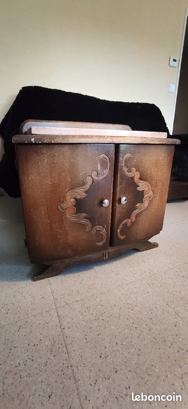 Ancien meuble de chevet (image 1)