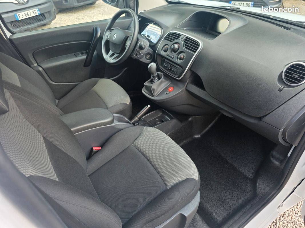 ✅renault kangoo ⏩️maxi l2 1.5 blue dci ⏩️ 95 ch air link ⏩️ boite 6 vitesses⏩️ TRES RARE FAIBLE KILOMETRAGE (image 7)