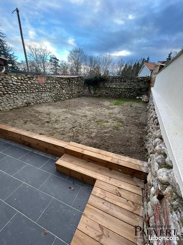 Maison 5 pièces 120 m² · à Bonnac · 120 m² · 995 €