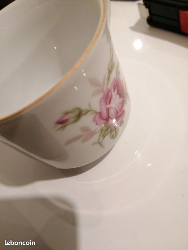 SERVICE à CAFÉ ☕ en PORCELAINE DE RÉPUBLIQUE TCHÈQUE 🇨🇿 CZ, TRÈS TRÈS ANCIEN ET GRIFFÉ voir en dessous (image 3)