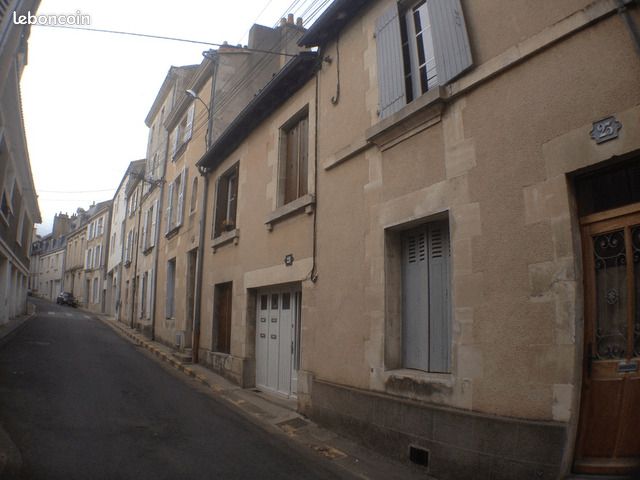 Appartement 2 pièces 28 m² - Poitiers 86000 (image principale 0)