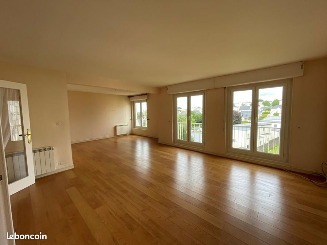 Appartement 4 pièces 99 m² · à Brest · 99 m² · 980 €