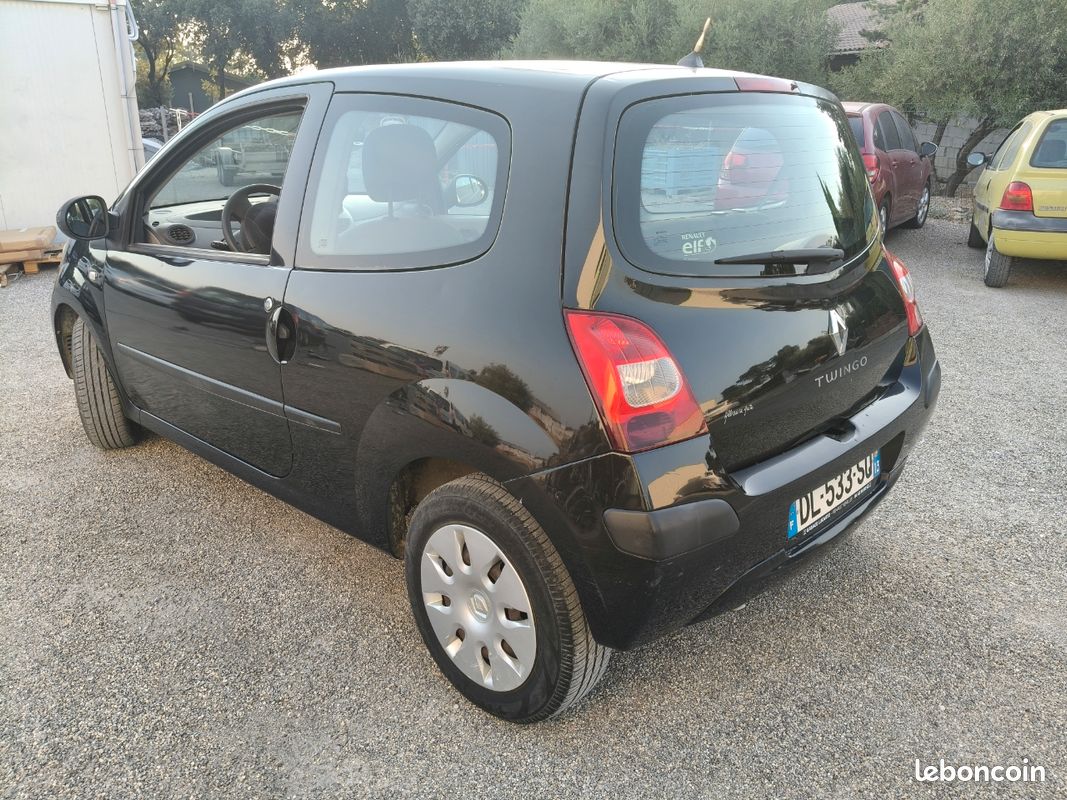 Renault Twingo dynamique 1.2i. Très bon état. Garantie 3 mois (image 4)
