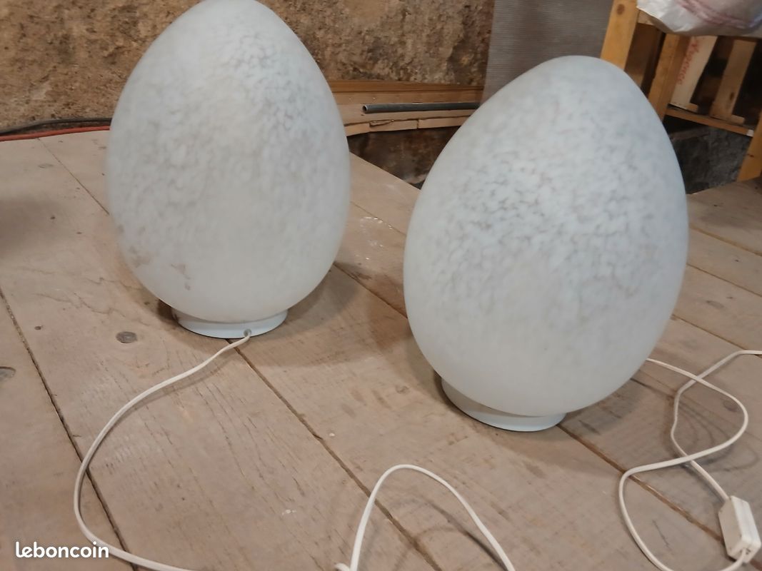 Lampe Oeuf d'Autruche En Opaline Blanche Et Nic