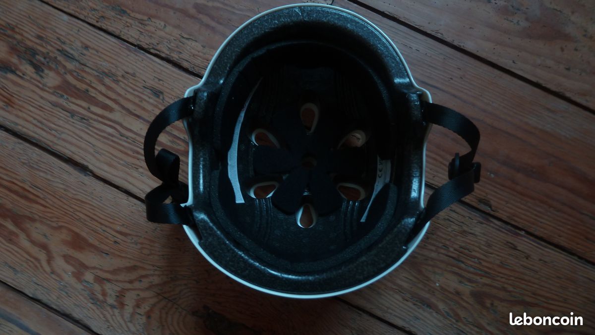 Casque de skate\vélo (image 4)