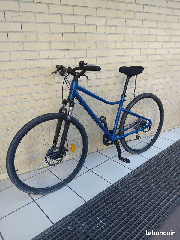 Vélo B-twin riverside 500 Taille M Vélos