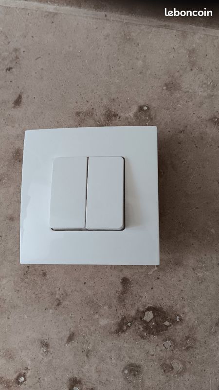 Double interrupteur neuf (image 1)