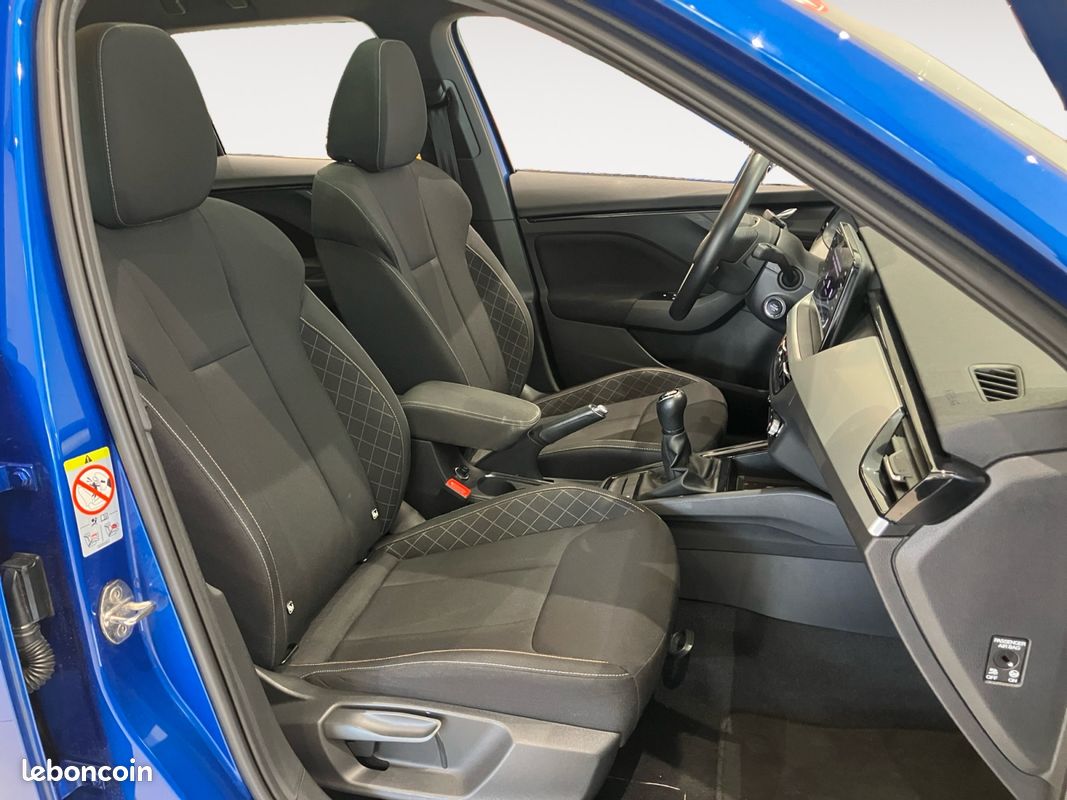 SKODA Kamiq 1.0 TSI Evo 110 ch BVM6 Business (image 11)