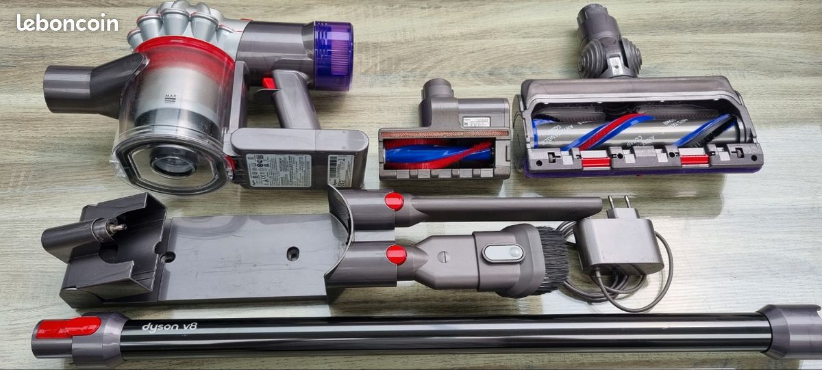 Dyson v8 (image 3)