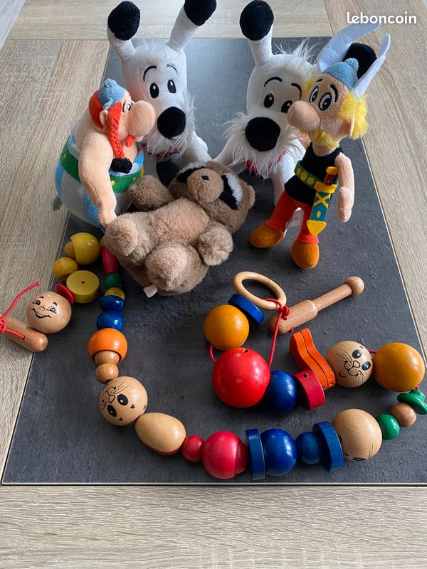 Peluches et jouet bois Mobilier enfant