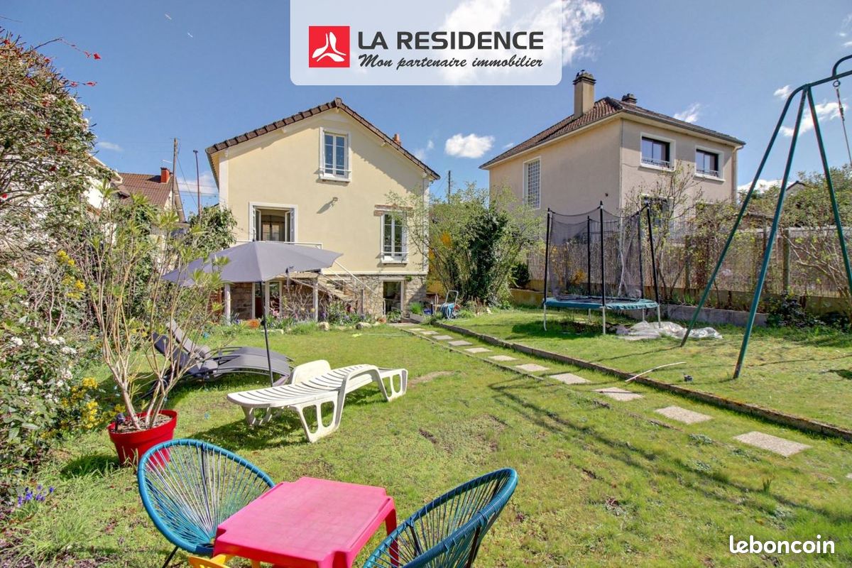 Maison 6 pièces 110 m² · à Poissy · 110 m² · 625 000 €