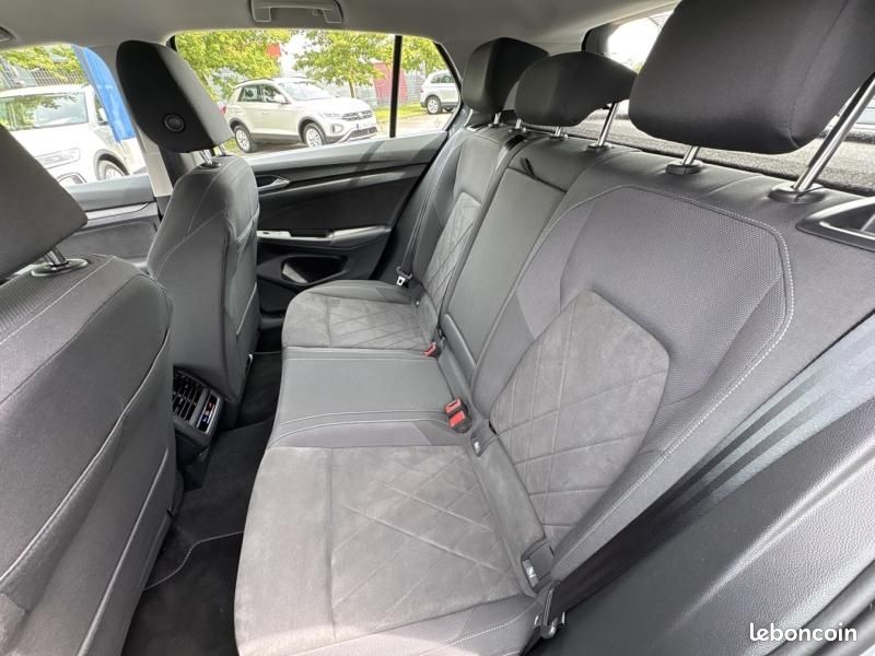 Volkswagen Golf 1.5 eTSI OPF 130ch Style DSG7 (image 10)