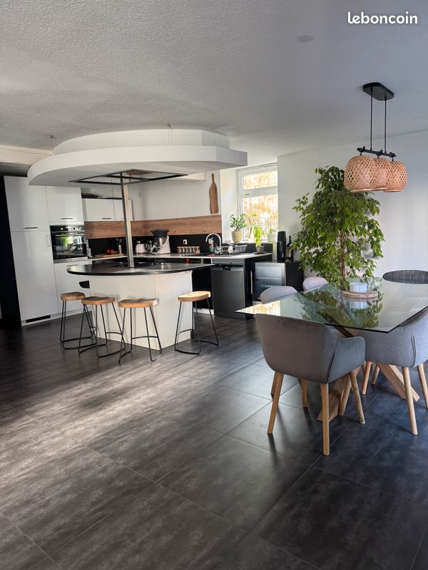 Maison 8 pièces 227 m² · à Muttersholtz · 227 m² · 395 000 €