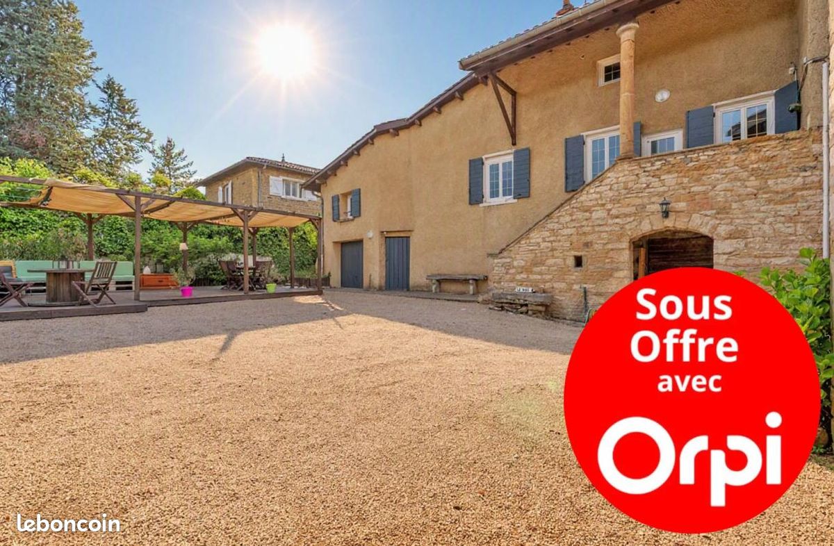 Maison 5 pièces 140 m² · à Lissieu · 140 m² · 367 000 €