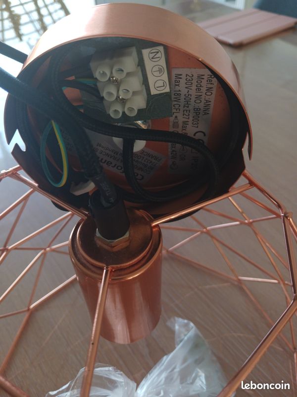 Suspension luminaire (image 2)