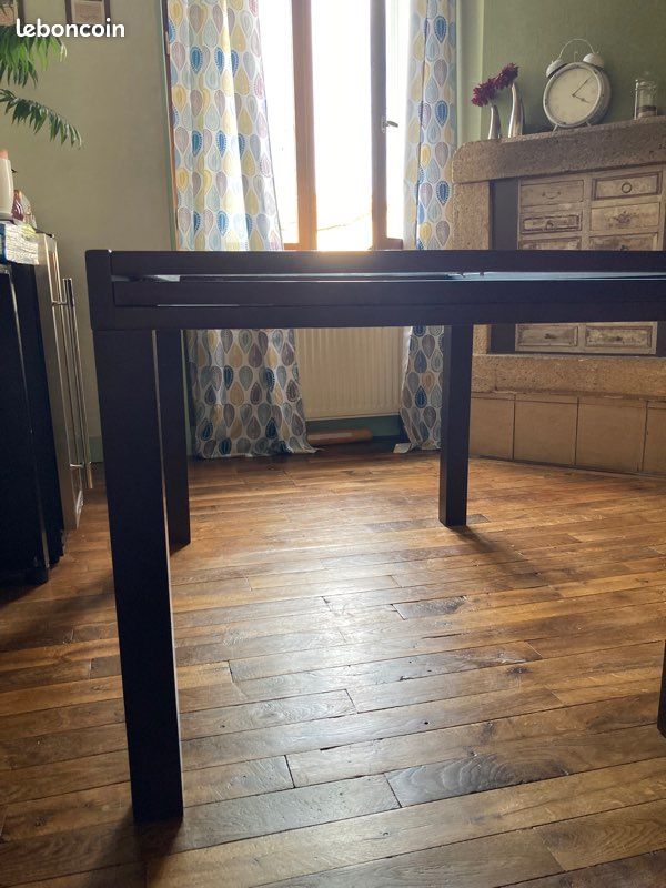 Table de salle à manger (image 1)