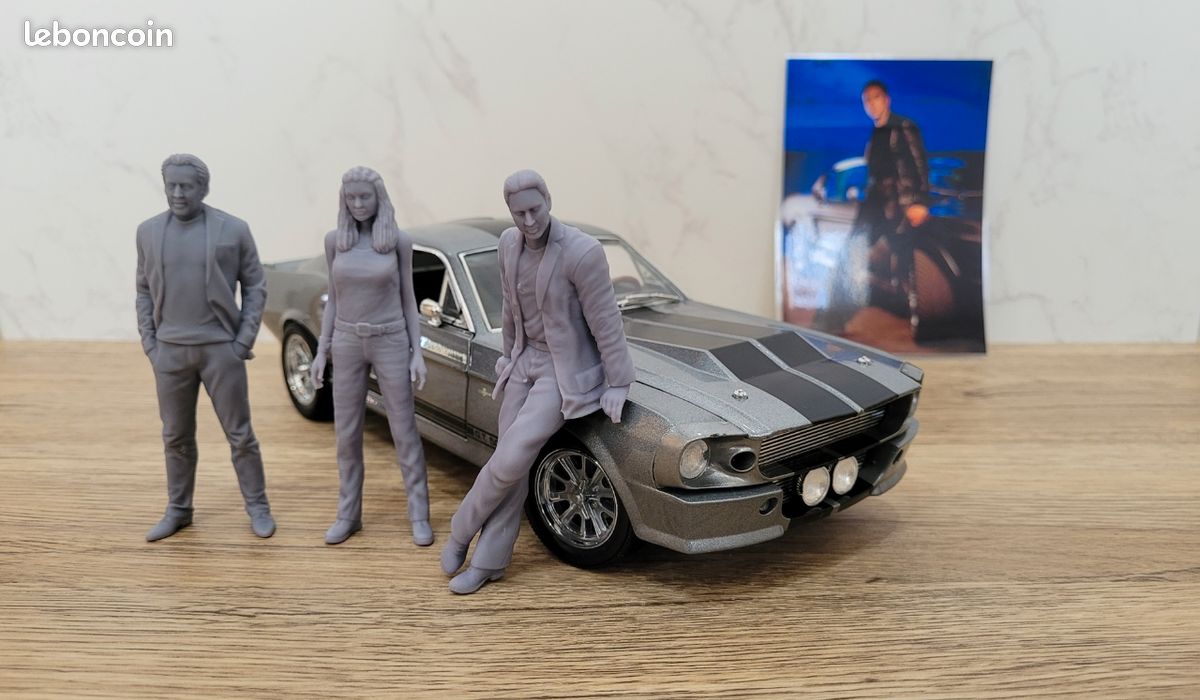 ZEDACAKAI Figurine 1/43 - Hommes et femmes avec pistolets - Personnages de films et de théâtre - Modèle en résine - Garage miniature - Kit GK à colorier par vous-même - No9
