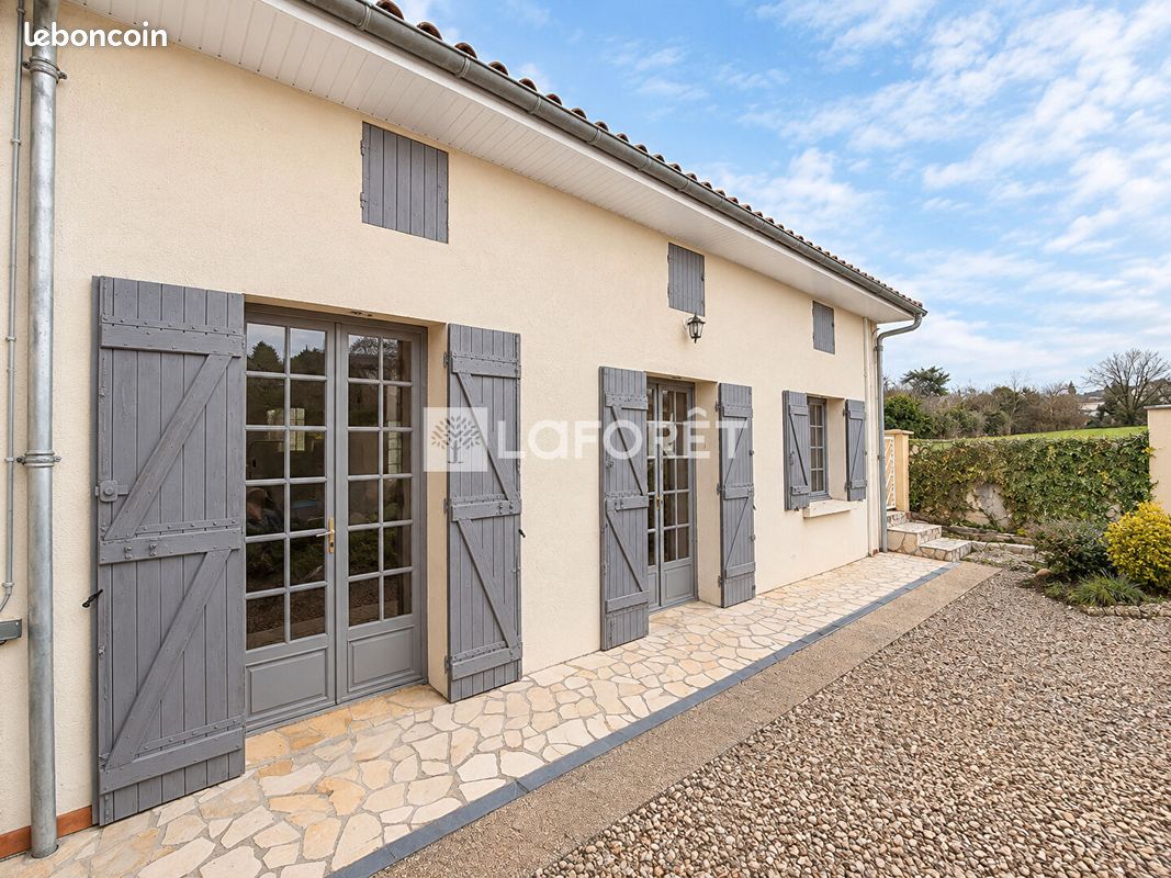 Maison 5 pièces 113 m² · à Montagne · 113 m² · 189 900 €