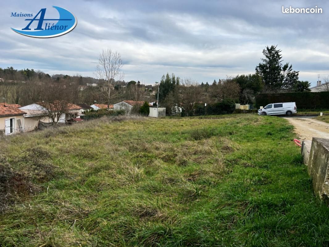Terrain 600 m² Champcevinel · 40 000 €