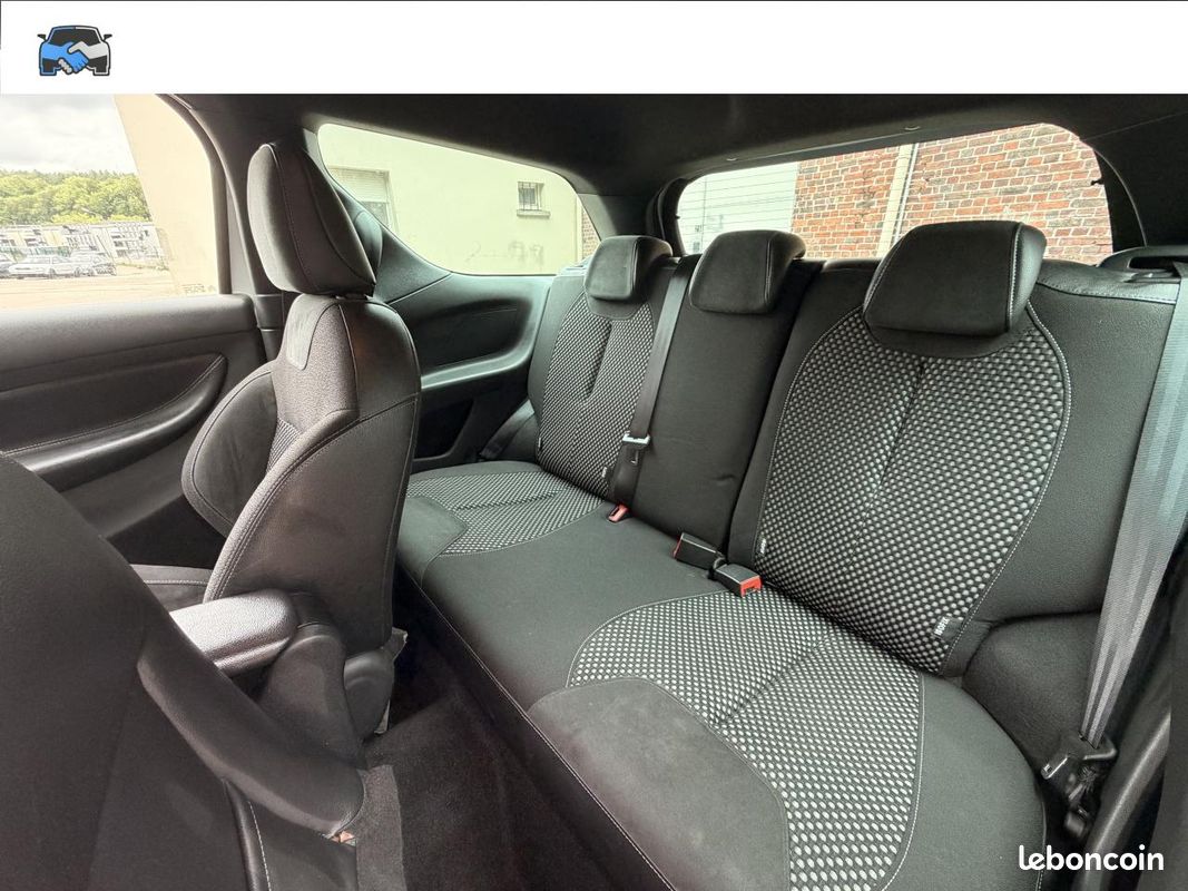 DS DS3 1.6 e-HDi FAP- GARANTIE 2 ans - 110 BERLINE Sport Chic PHASE 1 (image 11)