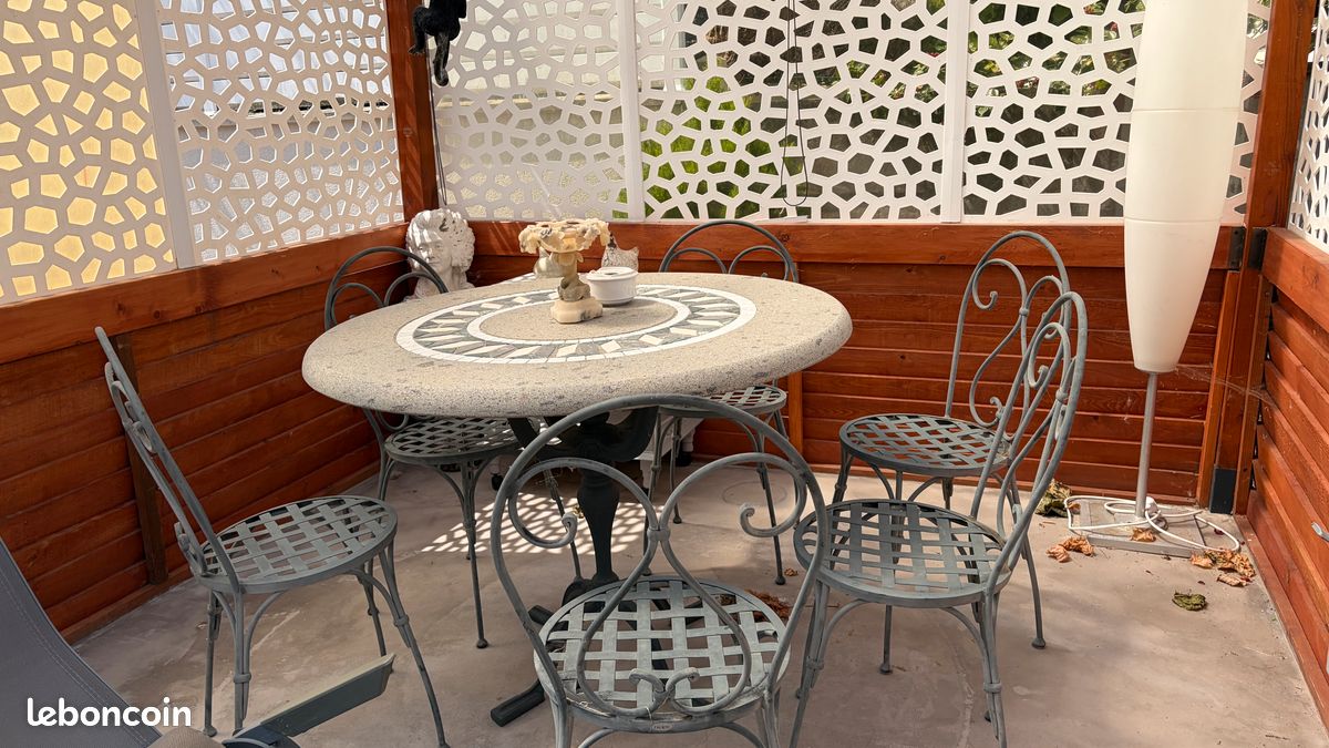 Table de jardin (image 1)