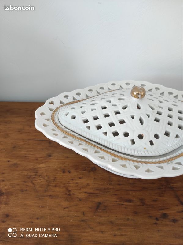 Bonbonnière en Porcelaine Ajourée - Adams Collection (image 2)