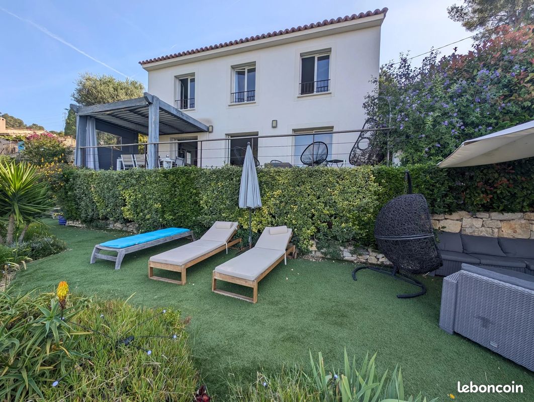 Maison 4 pièces 112 m² · à Tourrette-Levens · 112 m² · 909 000 €