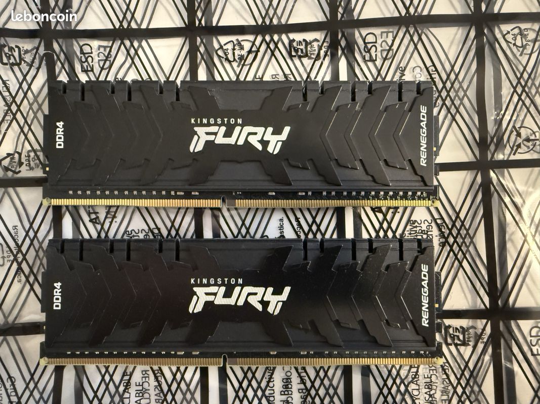 Kingston FURY Renegade 32GB (2x16GB) 3600MHz DDR4 CL16 Mémoire Kit pour PC Kit de 2