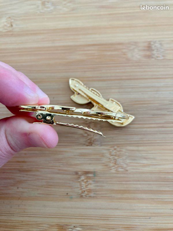 Barrette à cheveux papillon 2 1/2 po. avec ambre et cristal