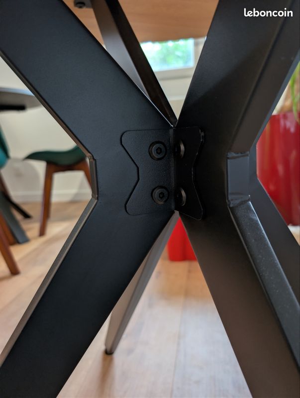Table ronde bois (image 6)
