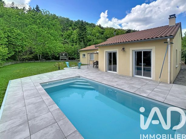 Maison familiale 6 pièces 146 m²