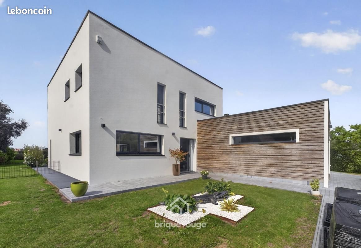 Maison 5 pièces 195 m² · à Fleurbaix · 195 m² · 669 000 €