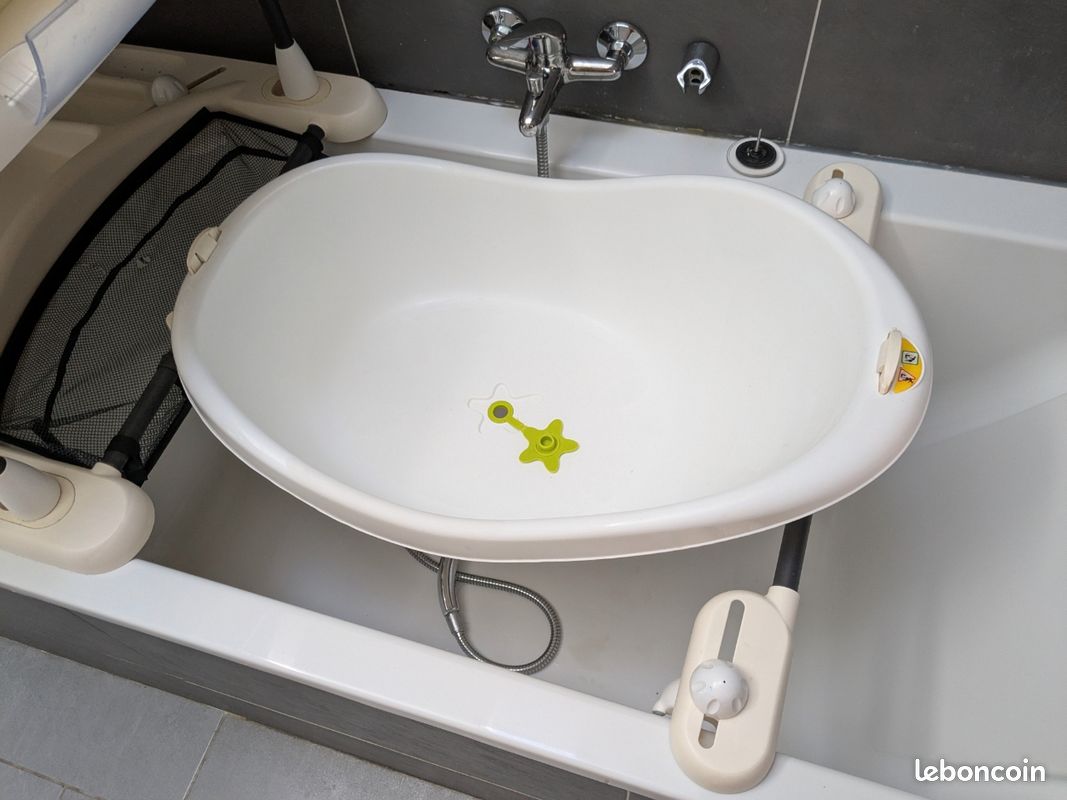 Table à langer sur baignoire amplitude (image 4)