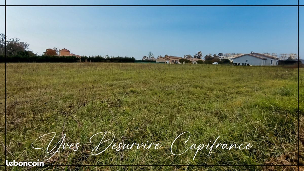 Terrain 1 350 m² Clairac · 36 000 €