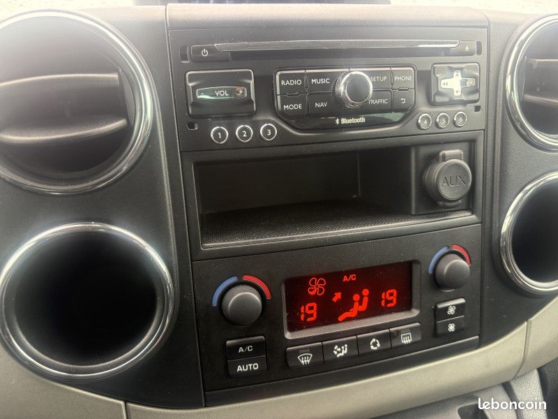 Citroen BERLINGO 1.6 HDI90 XTR + 5P (image 19)