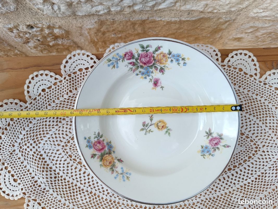 6 assiettes semi creuses porcelaine de Limoges roses (image 13)